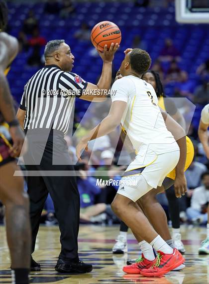 Thumbnail 1 in Stony Point vs. Beaumont United (UIL 6A Basketball Semifinal) photogallery.