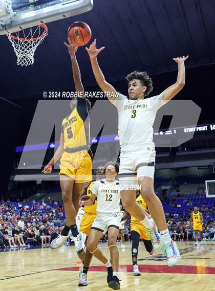 Thumbnail 3 in Stony Point vs. Beaumont United (UIL 6A Basketball Semifinal) photogallery.