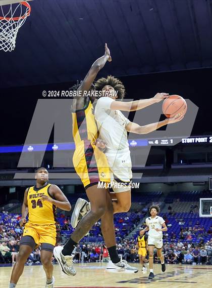 Thumbnail 1 in Stony Point vs. Beaumont United (UIL 6A Basketball Semifinal) photogallery.