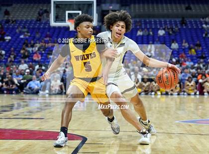 Thumbnail 2 in Stony Point vs. Beaumont United (UIL 6A Basketball Semifinal) photogallery.