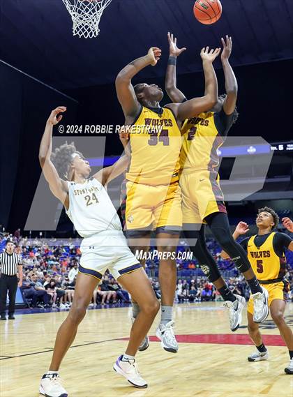 Thumbnail 3 in Stony Point vs. Beaumont United (UIL 6A Basketball Semifinal) photogallery.