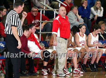 Thumbnail 2 in Litchfield vs. Staunton (Carlinville Holiday Tourney Championship) photogallery.