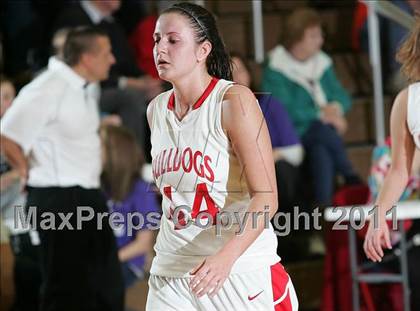 Thumbnail 3 in Litchfield vs. Staunton (Carlinville Holiday Tourney Championship) photogallery.