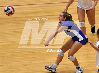 Thumbnail 3 in MacArthur [Douglas] vs Churchill (Blossom Athletic Center) photogallery.