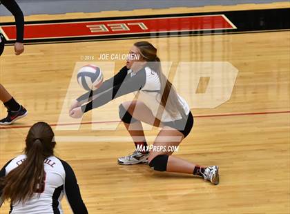 Thumbnail 3 in MacArthur [Douglas] vs Churchill (Blossom Athletic Center) photogallery.