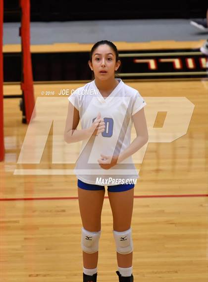 Thumbnail 3 in MacArthur [Douglas] vs Churchill (Blossom Athletic Center) photogallery.
