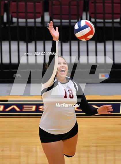 Thumbnail 1 in MacArthur [Douglas] vs Churchill (Blossom Athletic Center) photogallery.