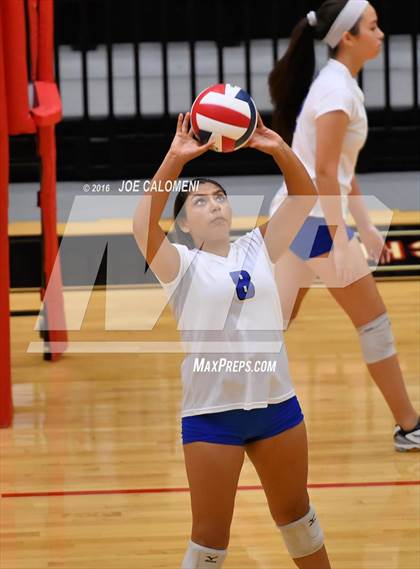 Thumbnail 1 in MacArthur [Douglas] vs Churchill (Blossom Athletic Center) photogallery.