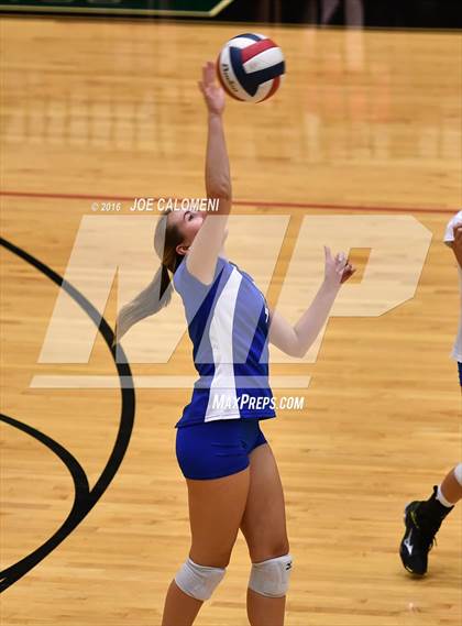 Thumbnail 3 in MacArthur [Douglas] vs Churchill (Blossom Athletic Center) photogallery.