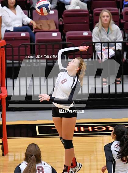 Thumbnail 3 in MacArthur [Douglas] vs Churchill (Blossom Athletic Center) photogallery.