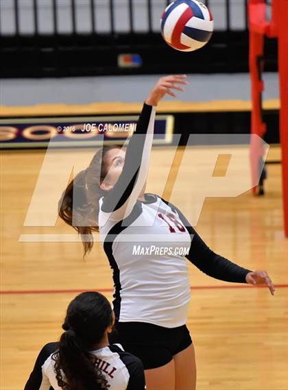 Thumbnail 3 in MacArthur [Douglas] vs Churchill (Blossom Athletic Center) photogallery.