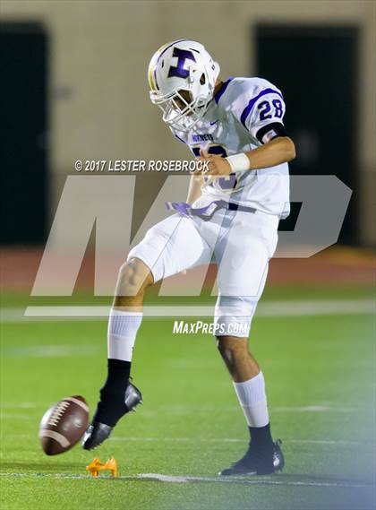 Thumbnail 2 in Holland vs Refugio (UIL 2A Regional Finals) photogallery.