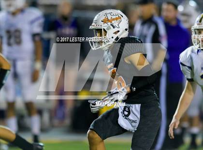 Thumbnail 1 in Holland vs Refugio (UIL 2A Regional Finals) photogallery.