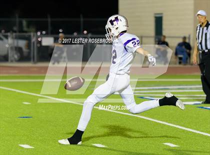 Thumbnail 2 in Holland vs Refugio (UIL 2A Regional Finals) photogallery.