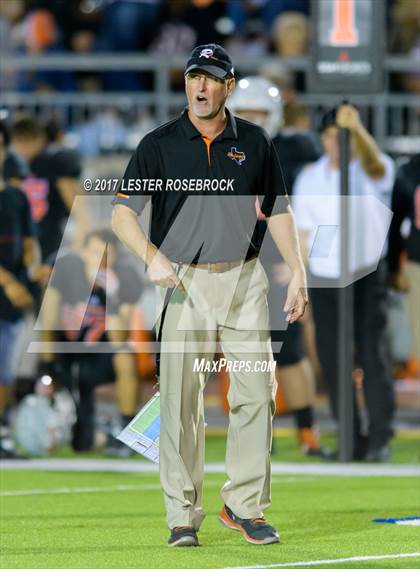 Thumbnail 3 in Holland vs Refugio (UIL 2A Regional Finals) photogallery.