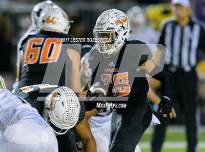 Thumbnail 3 in Holland vs Refugio (UIL 2A Regional Finals) photogallery.