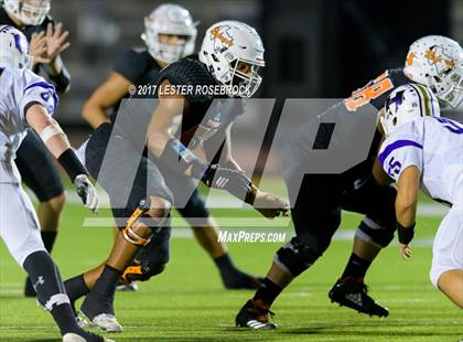 Thumbnail 1 in Holland vs Refugio (UIL 2A Regional Finals) photogallery.