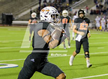 Thumbnail 2 in Holland vs Refugio (UIL 2A Regional Finals) photogallery.