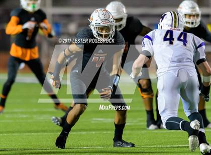 Thumbnail 3 in Holland vs Refugio (UIL 2A Regional Finals) photogallery.