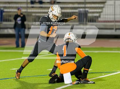 Thumbnail 3 in Holland vs Refugio (UIL 2A Regional Finals) photogallery.