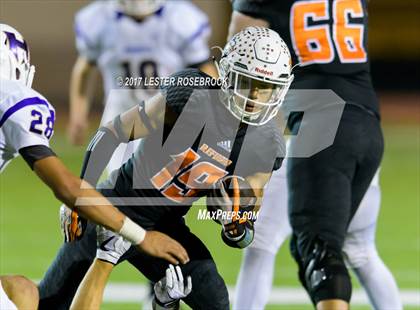 Thumbnail 2 in Holland vs Refugio (UIL 2A Regional Finals) photogallery.
