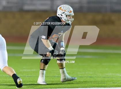 Thumbnail 1 in Holland vs Refugio (UIL 2A Regional Finals) photogallery.