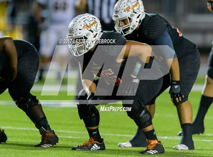Thumbnail 1 in Holland vs Refugio (UIL 2A Regional Finals) photogallery.