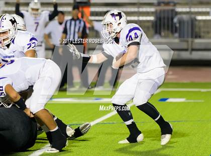 Thumbnail 3 in Holland vs Refugio (UIL 2A Regional Finals) photogallery.