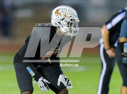Thumbnail 3 in Holland vs Refugio (UIL 2A Regional Finals) photogallery.