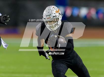 Thumbnail 2 in Holland vs Refugio (UIL 2A Regional Finals) photogallery.