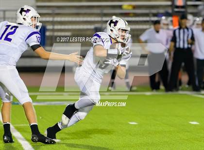 Thumbnail 3 in Holland vs Refugio (UIL 2A Regional Finals) photogallery.