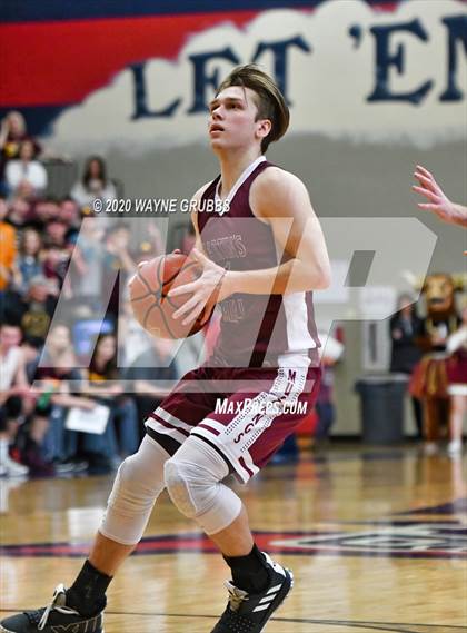 Thumbnail 3 in McLeod vs. Martins Mill (UIL 3A Region 2 Final) photogallery.