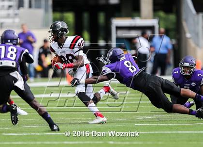 Thumbnail 2 in Parkway vs. Lufkin (Battle on the Border) photogallery.