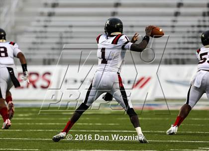 Thumbnail 1 in Parkway vs. Lufkin (Battle on the Border) photogallery.