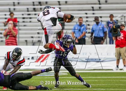 Thumbnail 1 in Parkway vs. Lufkin (Battle on the Border) photogallery.
