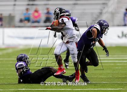 Thumbnail 1 in Parkway vs. Lufkin (Battle on the Border) photogallery.