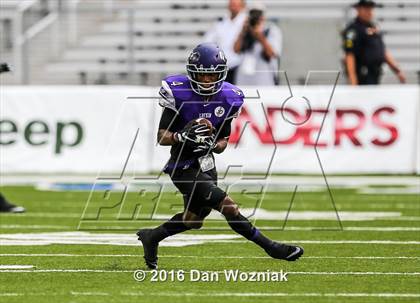Thumbnail 2 in Parkway vs. Lufkin (Battle on the Border) photogallery.
