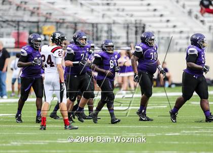 Thumbnail 2 in Parkway vs. Lufkin (Battle on the Border) photogallery.