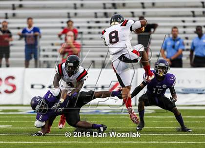 Thumbnail 2 in Parkway vs. Lufkin (Battle on the Border) photogallery.