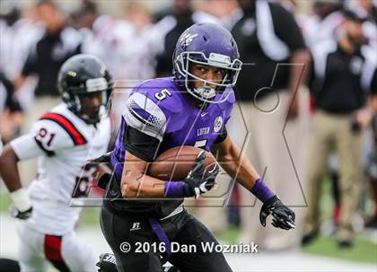 Thumbnail 2 in Parkway vs. Lufkin (Battle on the Border) photogallery.