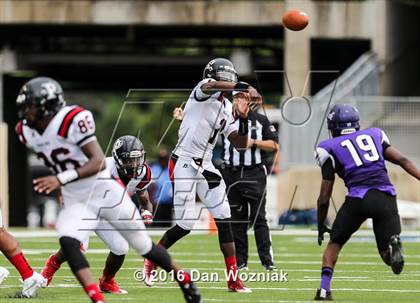 Thumbnail 2 in Parkway vs. Lufkin (Battle on the Border) photogallery.