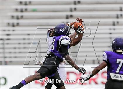 Thumbnail 3 in Parkway vs. Lufkin (Battle on the Border) photogallery.