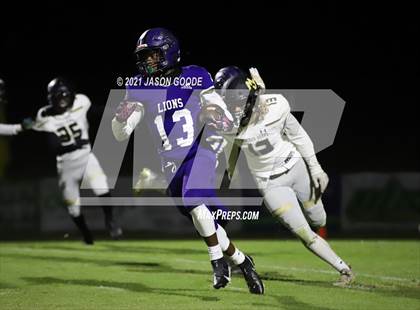 Thumbnail 1 in Mt Juliet @ Columbia Central (TSSAA 5A 1st Round Playoff) photogallery.