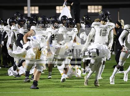 Thumbnail 2 in Mt Juliet @ Columbia Central (TSSAA 5A 1st Round Playoff) photogallery.