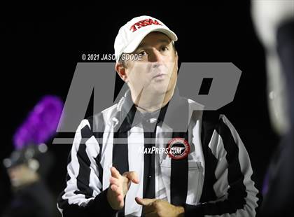 Thumbnail 2 in Mt Juliet @ Columbia Central (TSSAA 5A 1st Round Playoff) photogallery.