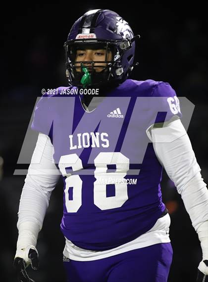 Thumbnail 3 in Mt Juliet @ Columbia Central (TSSAA 5A 1st Round Playoff) photogallery.