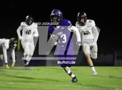 Thumbnail 1 in Mt Juliet @ Columbia Central (TSSAA 5A 1st Round Playoff) photogallery.