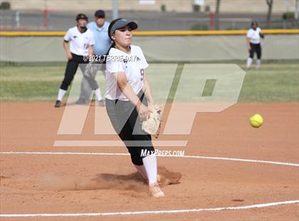 Thumbnail 2 in Williams Field @ North Canyon photogallery.