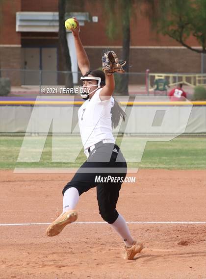 Thumbnail 3 in Williams Field @ North Canyon photogallery.