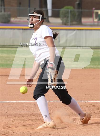 Thumbnail 3 in Williams Field @ North Canyon photogallery.